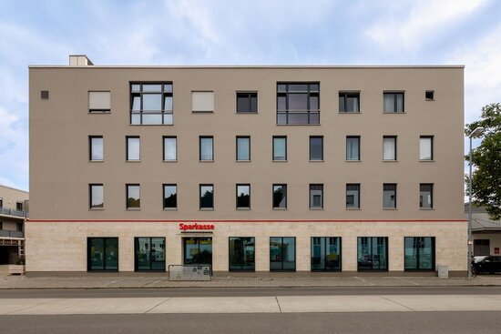 Außenansicht Firmengebäude Sparkasse Ingolstadt